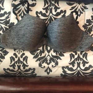 Victoria secret 36DD push up bra
